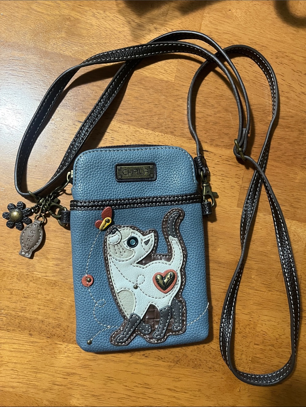 Chala Blue Cat Applique Crossbody Phone Bag